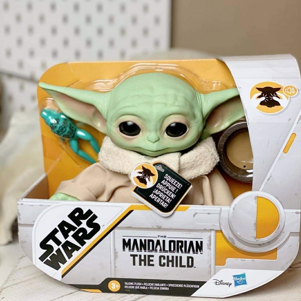 The Child MandaloriaSqueeze Talking Plush Yoda